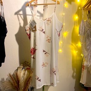 New Maria white flower tassel dress with waist tie (medium)